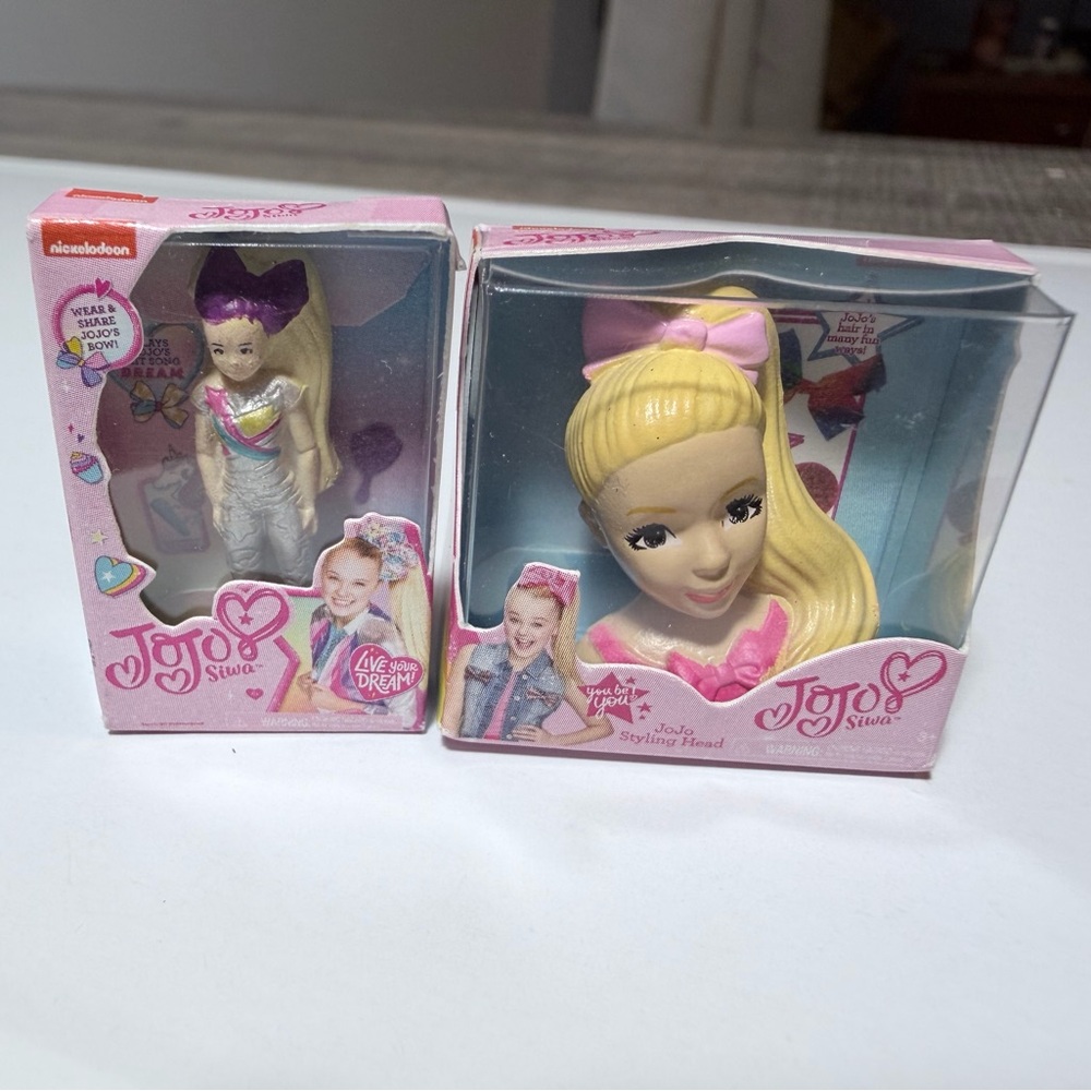Mini Brands JoJo Siwa Blonde Styling Head and Purple Doll Set